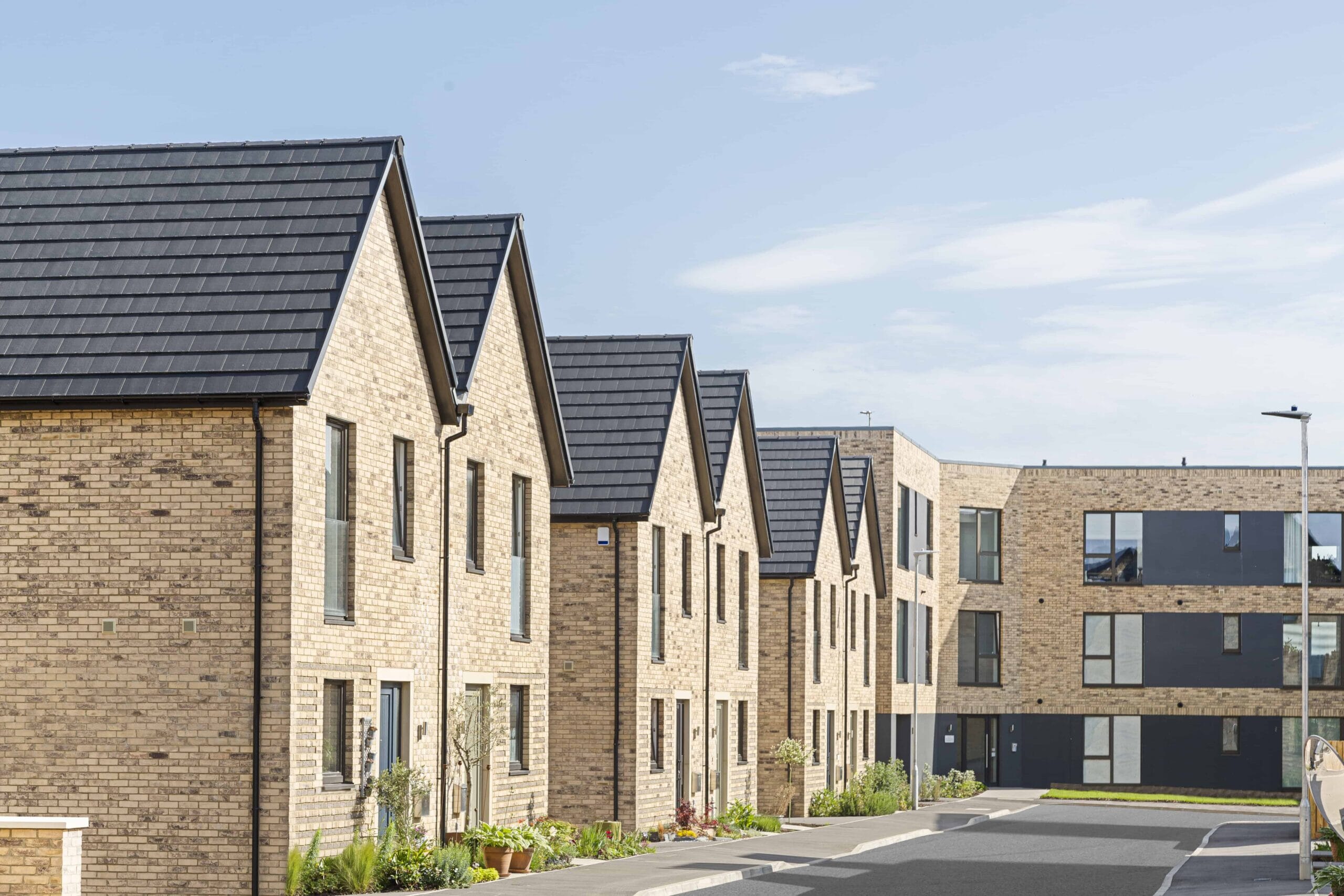 PLEASE-CREDIT-ACORN-The-Old-Printworks_Phase-1_StreetScene-4-min-scaled